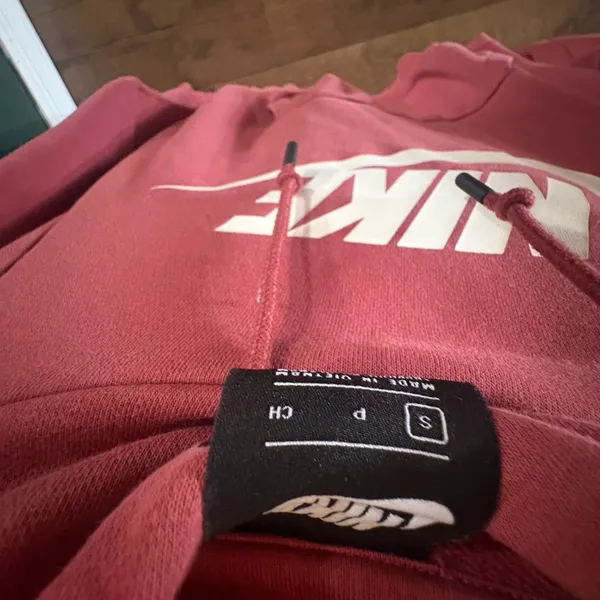 Nike Women's Red Hoodie Sweater - Image 3