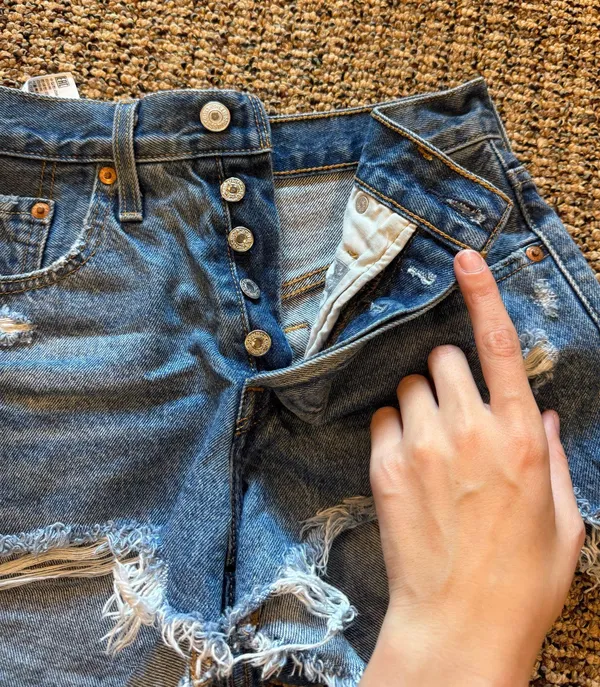 Levi’s Jean Shorts - Image 3