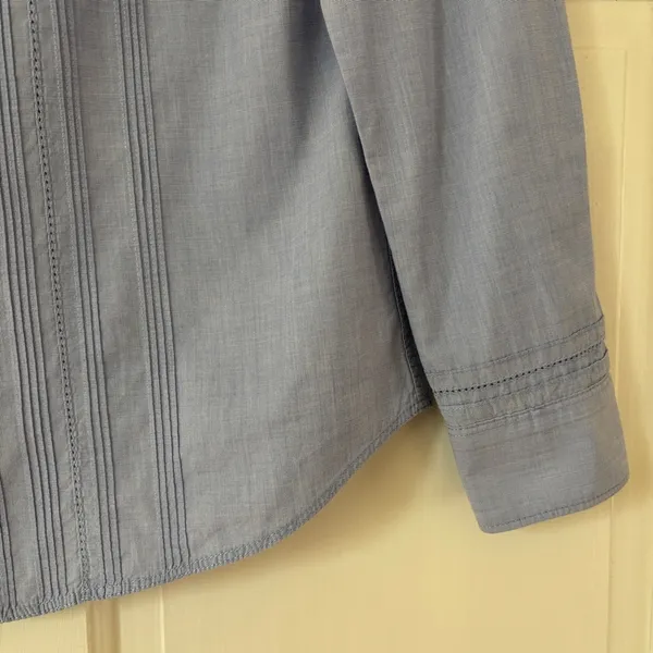 Tommy‎ Hilfiger Women’s Size 6 Blue Pintucked Button Down Shirt Blouse Cotton - Image 6