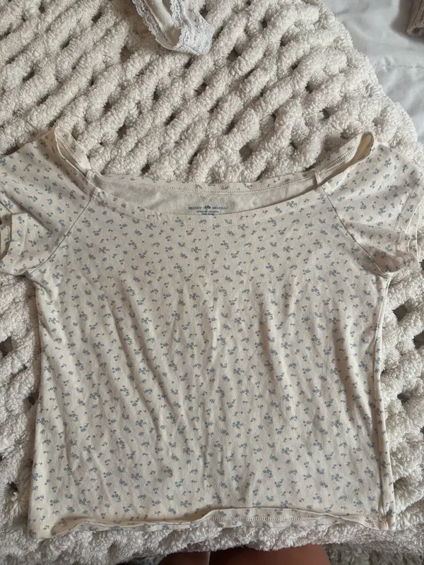 Brandy Melville Top - Image 2