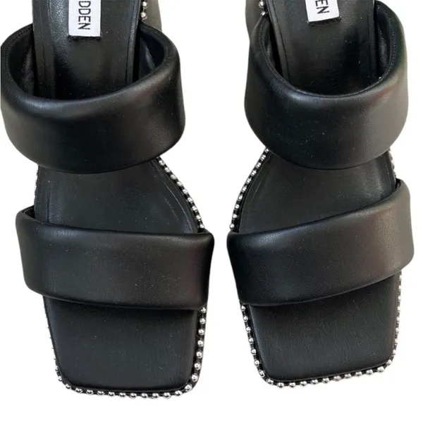 EUC Steve Madden Harper Heeled Studded Sandals Black Silver Size 9.5 - Image 4