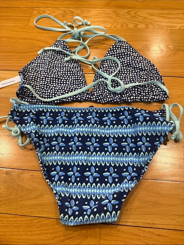 Vineyard vines two pieces swim suit size small . - Image 2