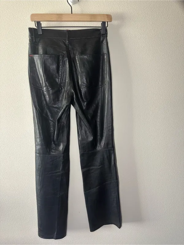 Alice + Olivia AMAZING VEGAN LEATHER BOYFRIEND PANT black size 25 - Image 3