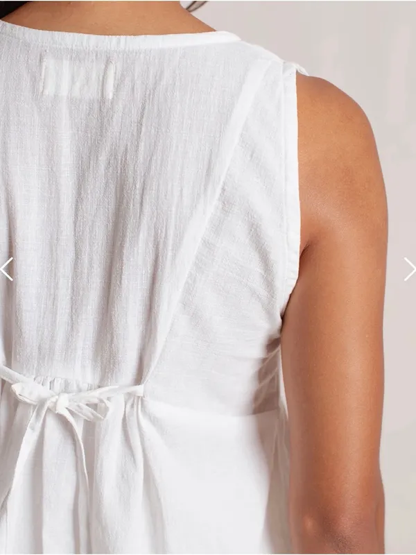 NWT Indigo Luna Mökki Top Off White XL/XXL Boho Lace-Up Slow Fashion - Image 3