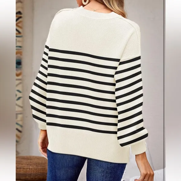 ♥️Trendy Striped Oversized Sweater♥️ ~med White - Image 5