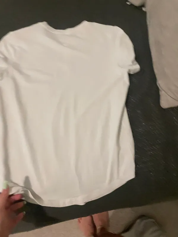 Lululemon White Athletic Shirt - Image 3