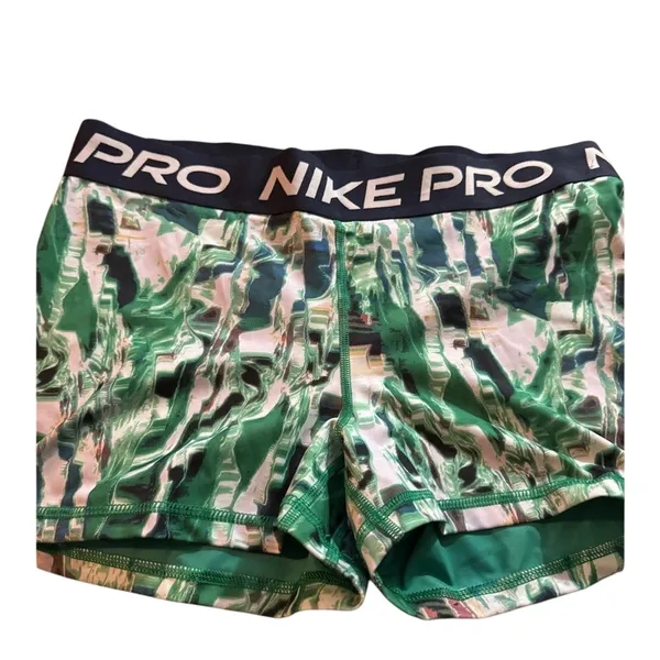 NIKE Green Dri-FIT Shorts, Size XL, New with Tag - Image 11