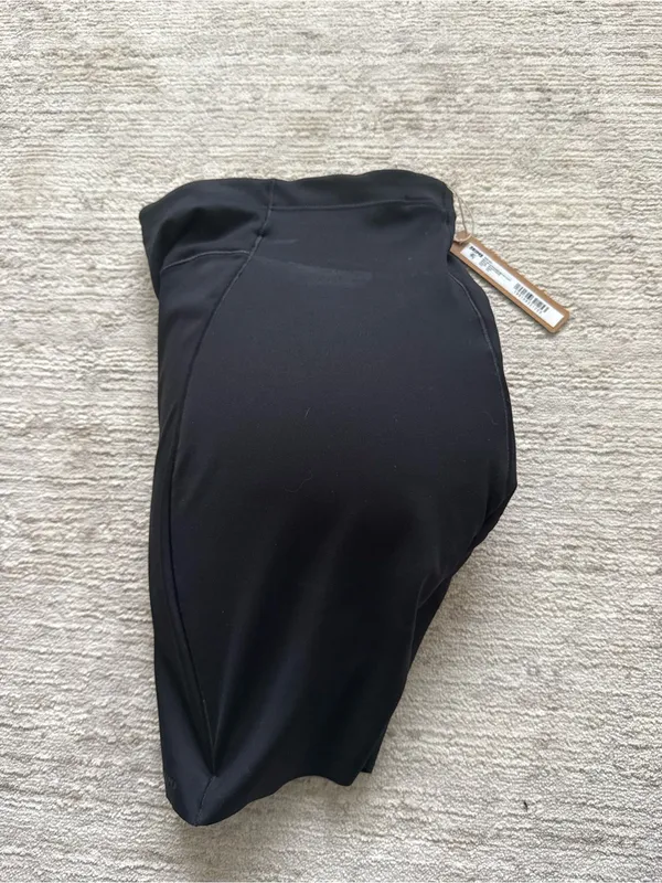 SKIMS Black BBL Shapewear with Hip Padding (Size XXS) - Image 3