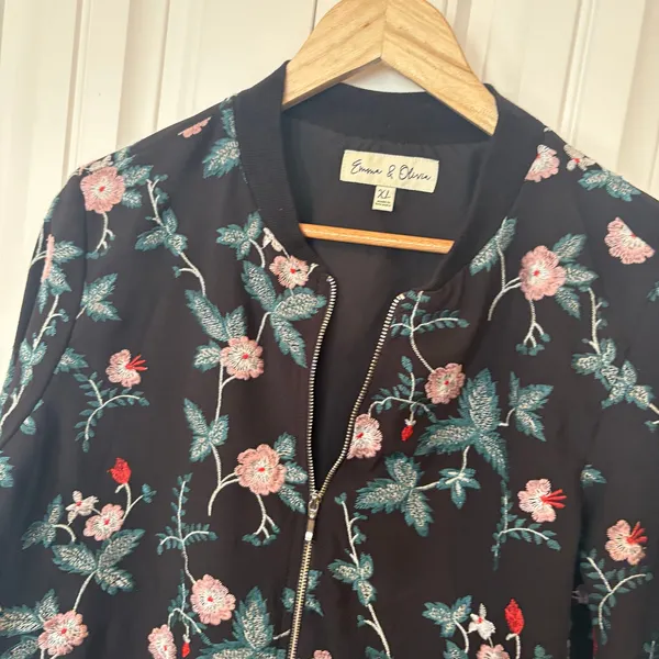 Emma‎ & Olivia Black Embroidered Jacket Size XL - Image 3