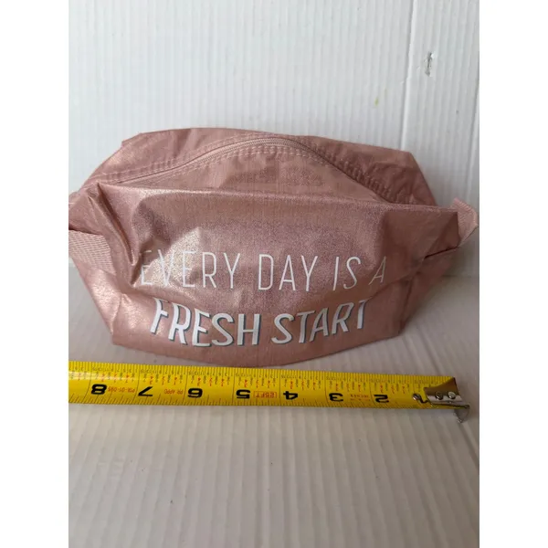 Thirty-One Lets Go Pouch Medium Positive Perspective Pink Rose Gold A074AL460000 - Image 5