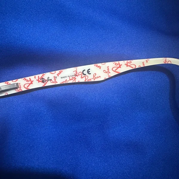 Ray Ban RB 5228 5014 53. 17 140 prescription Eyeglasses. (USED GOOD CONDITION) - Image 5