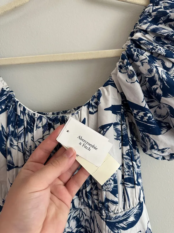 Abercrombie & Fitch Ruched Puff Sleeve Mini Dress - Image 10