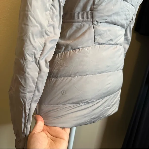 Lululemon Women's Light Gray Puffer Jacket 4 winter down quiet luxury preppy - Image 7