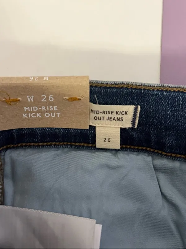 Madewell Kick Out Crop Jeans in Lenoir Wash - Image 5
