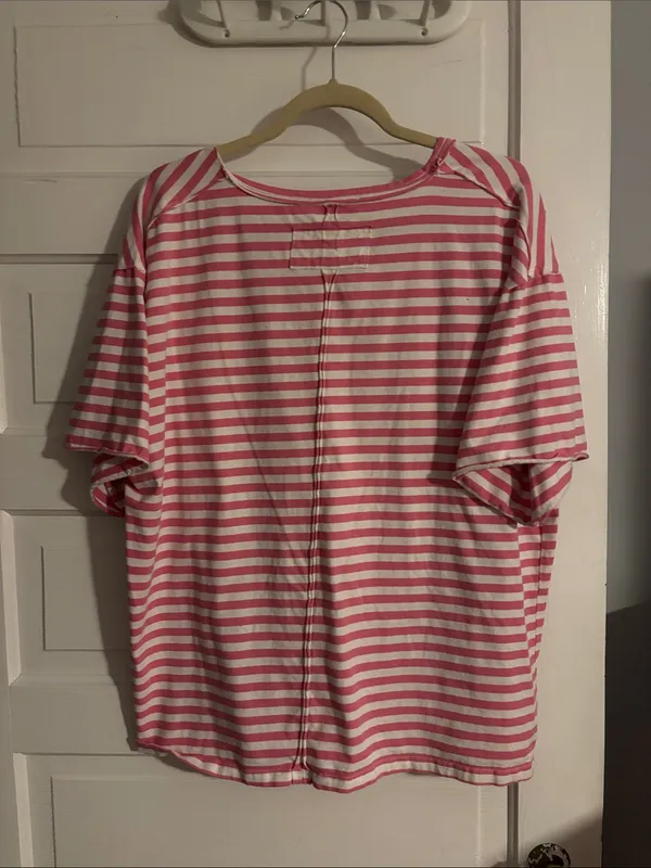 Oversized Pink & White Striped Pocket Tee Size L - Image 4