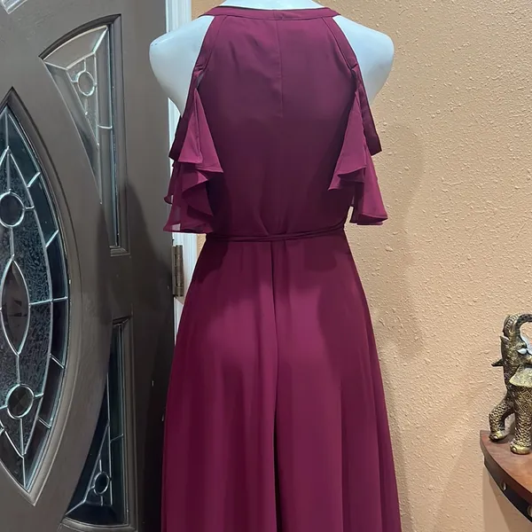 Lulus burgundy cold shoulder long dress - Image 8