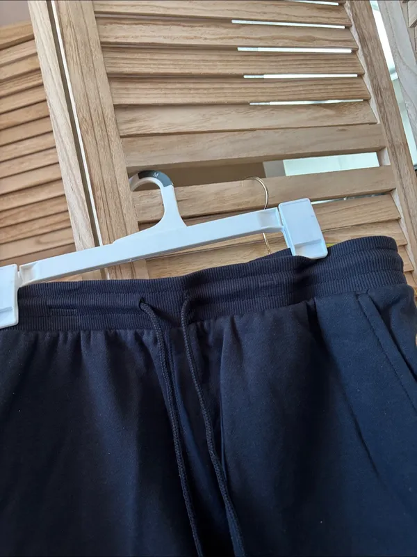 NWT All in motion Black Casual Drawstring Fleece Shorts Medium - Image 4