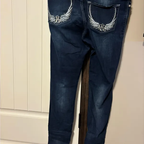 Rock & Republic Classic Blue Denim Jeans - Image 2
