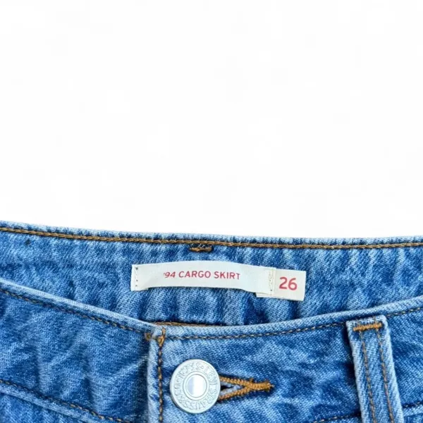 Levi's Women's '94 Cargo blue Mini Skirt - Image 4
