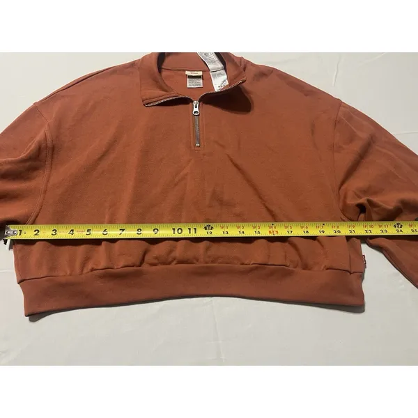 Women's Levi's Crop Top Cosmo 1/4 Zip Sweatshirt In Large Baked Clay Brown - Image 6