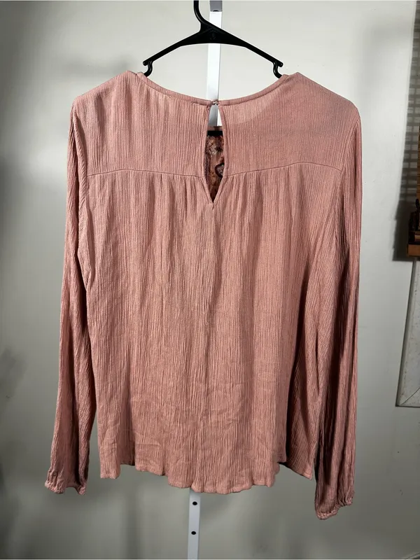 177 Harper Heritage- Dusty Rose Embroidered Long-Sleeve Peasant Top - Image 3