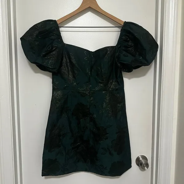 Altar'd State |‎ NWT Lionella Green Metallic Floral Puff Sleeve Mini Dress, L - Image 2