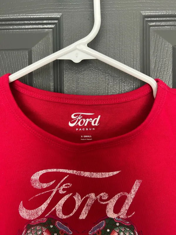 PacSun Red Ford Mustang Graphic Tee - Image 5