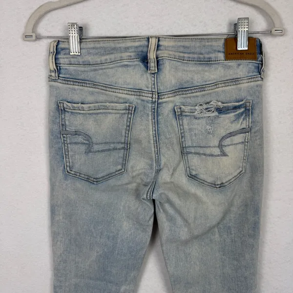 American Eagle Jegging Crop Womens 4 Short Distressed Raw Hem Light Wash Blue - Image 5