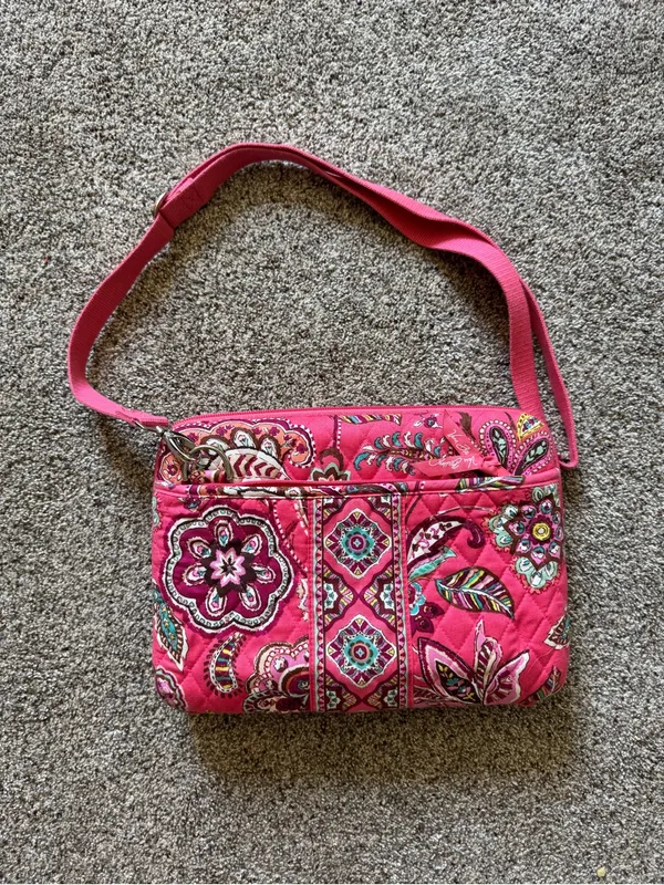 Vera Bradley Quilted Floral Crossbody tablet iPad hard case Bag coral - Image 4