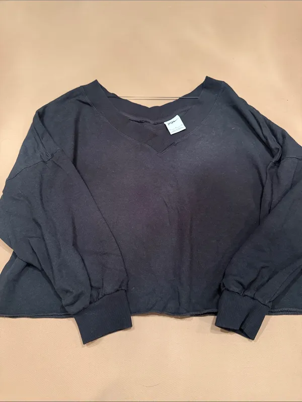 Nike Yoga Lux V- Neck Cropped Sweatshirt - Image 3