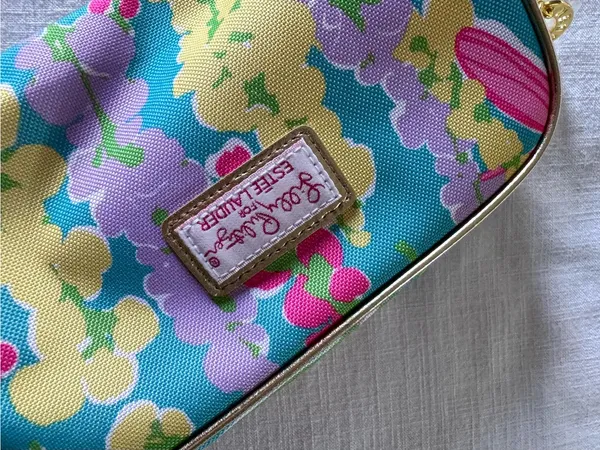 Lilly Pulitzer x Estée Lauder Makeup Bag - New - Image 6