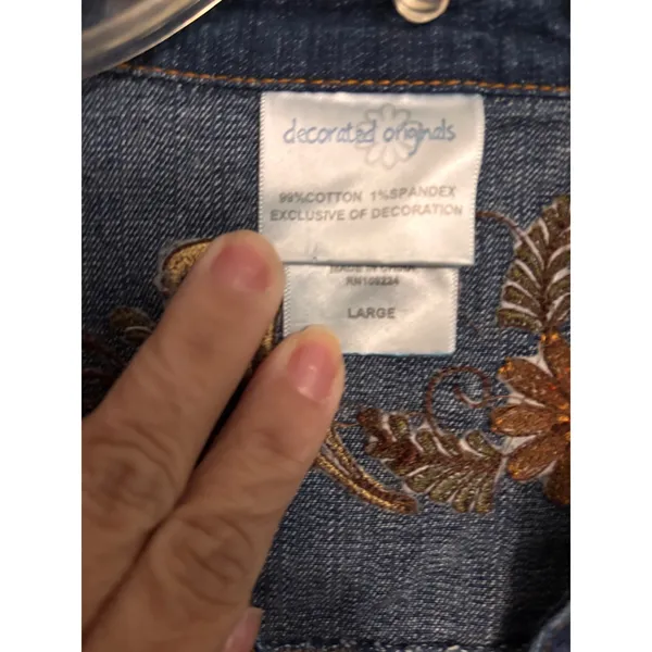 Decorated Originals Womens Floral Embroidered Denim Shirt Jacket Dark Wash Large - Image 3