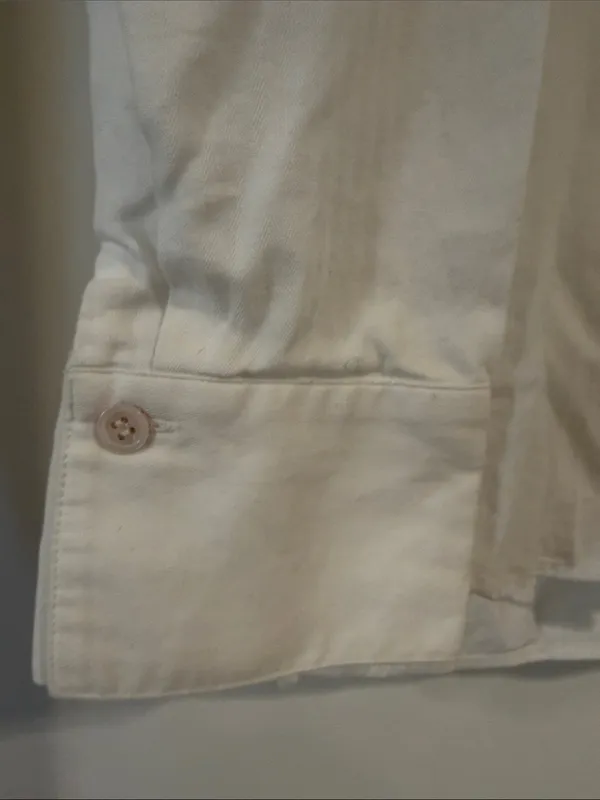BCBGMaxAzria White Cold-Shoulder Button Front Blouse - Image 3