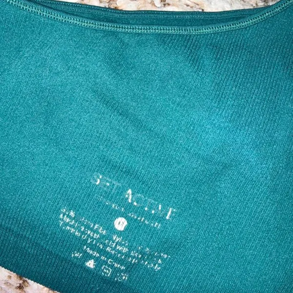 Set Active Ribbed One Shoulder Bra in Mojito‎ Size Medium - Image 3