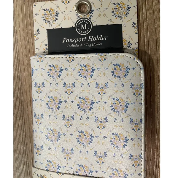 Martha Stewart Floral Passport Holder Elegant Travel Organizer Air Tag Holder - Image 3