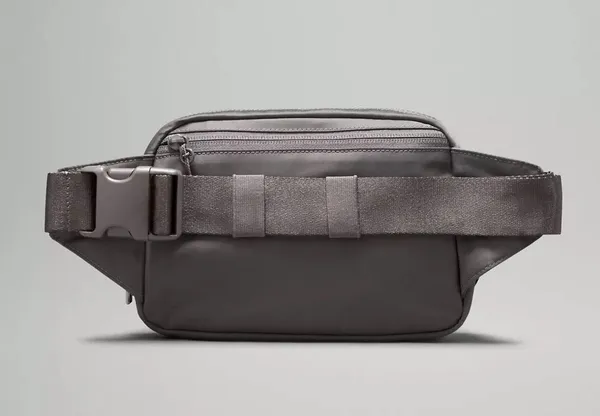 Lululemon Everywhere Belt Bag - Image 2