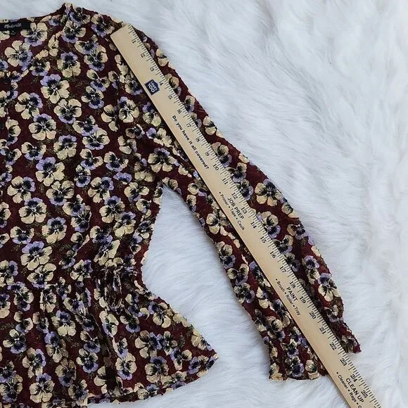 Madewell -565 Drawstring Ruffle-Hem‎ Top Blouse in Viola Floral Burgundy Medium - Image 9
