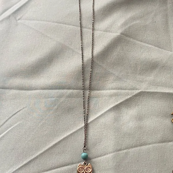 18” Silver Tone Necklace Owl Pendant With Blue Stone .5” H - Image 2