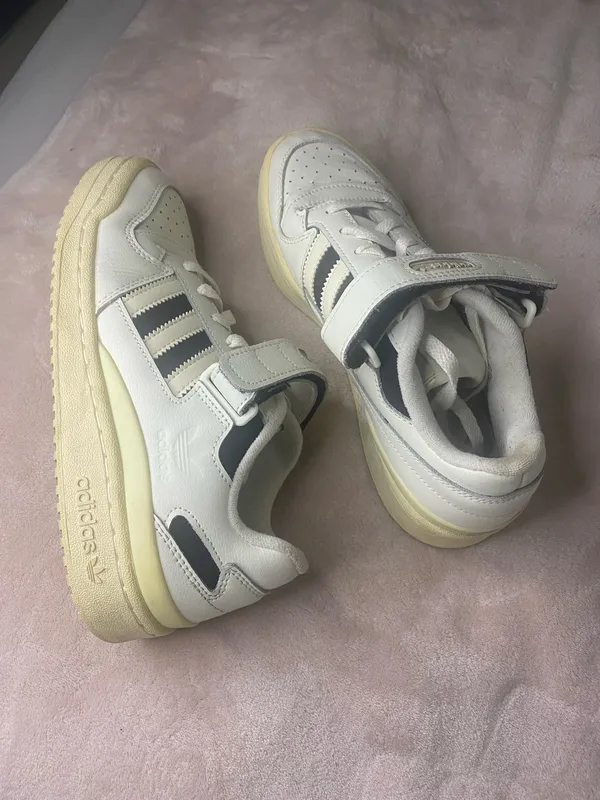 adidas men Forum 84 shoes size 8 - Image 5