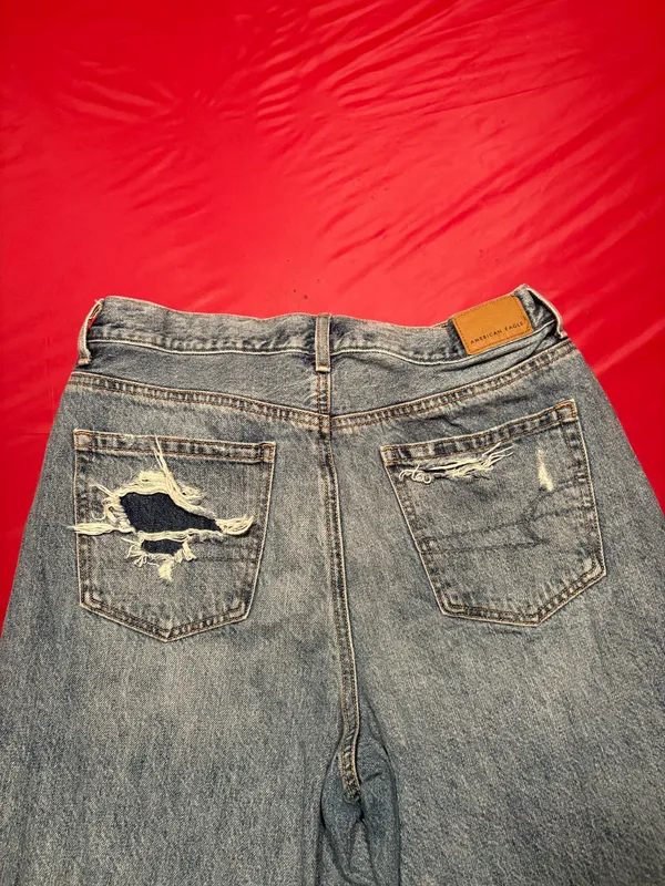 American Eagle Jeans - Image 2