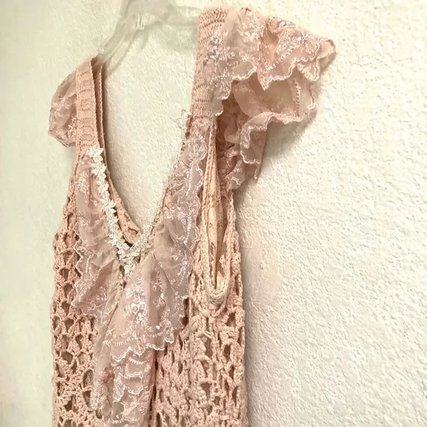 Baby pink BoHo fairycore‎ coquette crochet floral lace tank sweater women’s L￼ - Image 4