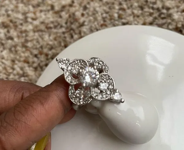 Vintage Silver Crystal Fashion Clover Ring Size 7 - Image 3