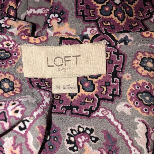 Loft floral paisley ruffle top size medium - Image 5