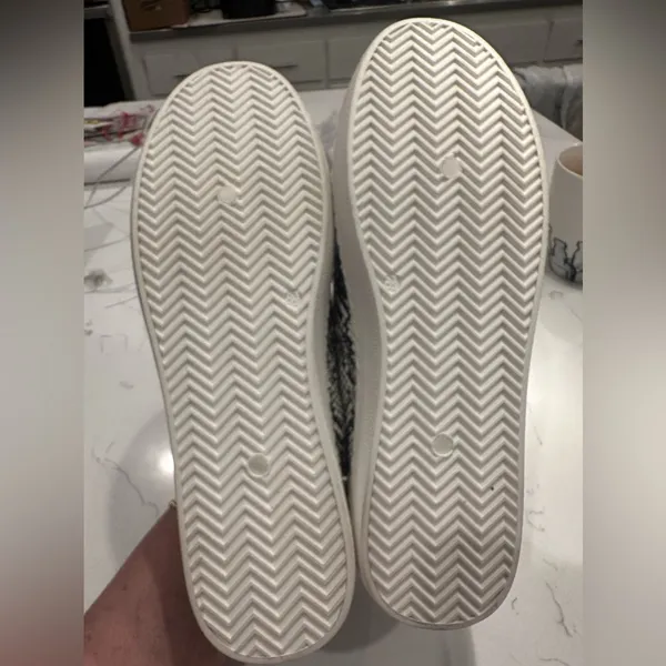 NEW Vintage Havana Python Star Fashion Sneakers - Image 7