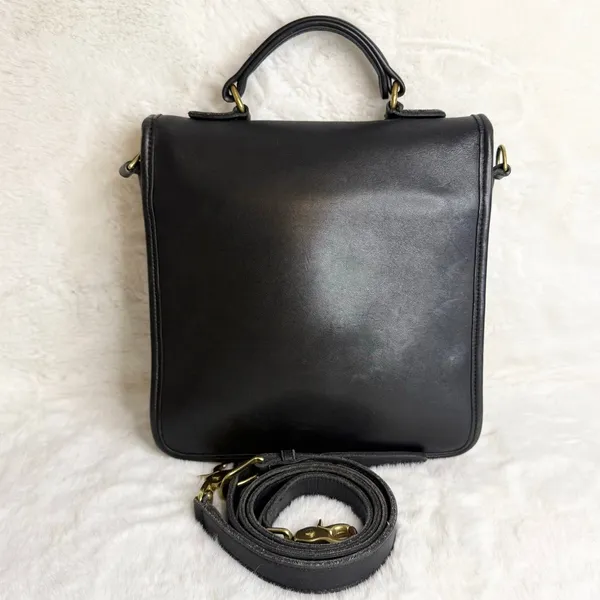 Vintage Coach 5130 Station Black Leather Crossbody Bag Purse - Image 2