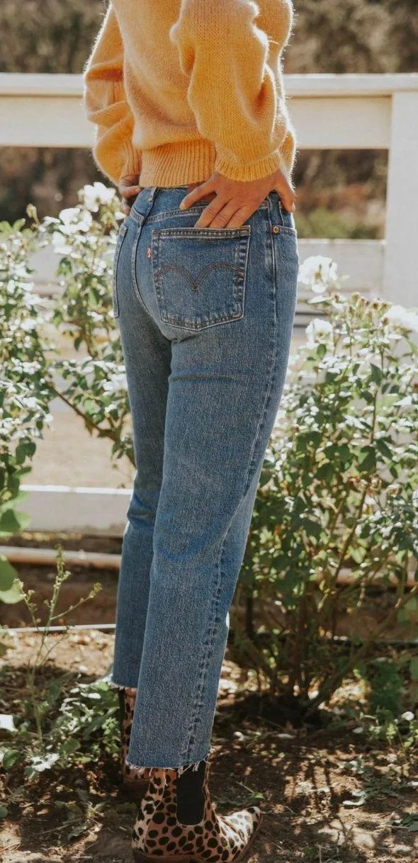 Levi's Wedgie Straight Jeans - Image 4