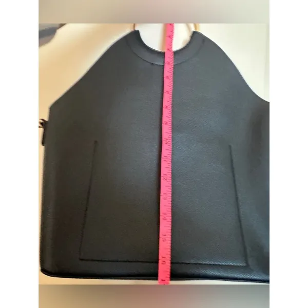 Black circle purse bag faux leather missing shoulder strap - Image 2