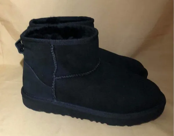 Ugg Classic Mini II Boots in Black - Image 5