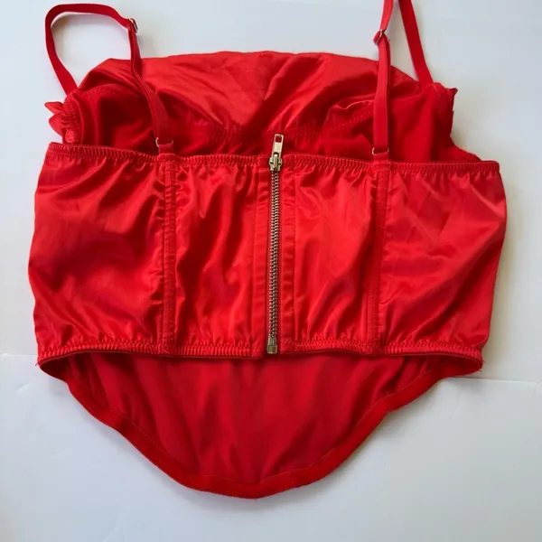Urban Outfitters Red Satin Corset Bustier Crop Top Zip Back M - Image 11