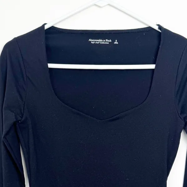 Abercrombie & Fitch Soft AF Black Long Sleeve Bodysuit Size Small - Image 4